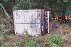  Empresário coxinense morre após veículo atingir árvore em rodovia 