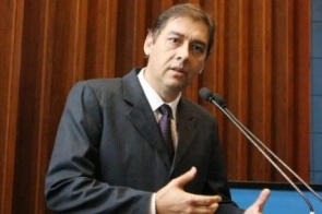 Ex-prefeito é autuado por homicídio qualificado após matar servidor público
