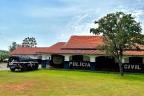 Bebedeira termina com homem assassinado a pedradas 