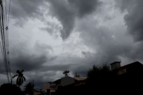 Inmet aponta risco de tempestades e chuvas intensas para Dourados e Região