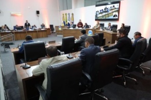 Câmara aprova novas regras para concessão do sistema de estacionamento rotativo em Dourados