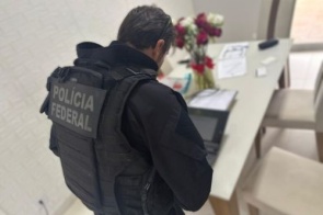 PF cumpre mandados em MS contra esquema de criptomoedas que movimentou R$ 120 milhões