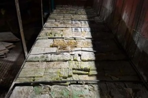 Fundo falso em carreta paraguaia escondia mais de 4 toneladas de maconha