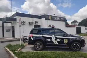 Mulher de 66 anos é encontrada morta com sinais de violência