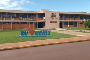 UEMS abre 360 vagas para cursos on-line de idiomas e lança turma inédita de guarani