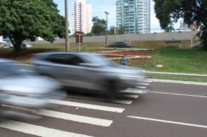 Excesso de velocidade domina lote de quase 18 mil autuações do Detran