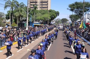 Desfile de 7 de Setembro reúne 31 mil pessoas e bate recorde em Dourados