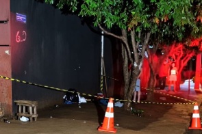 Homem é morto a tiros em cruzamento do Jardim Água Boa