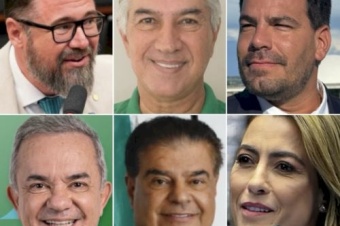  Política 