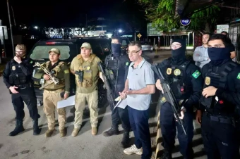  Policial 