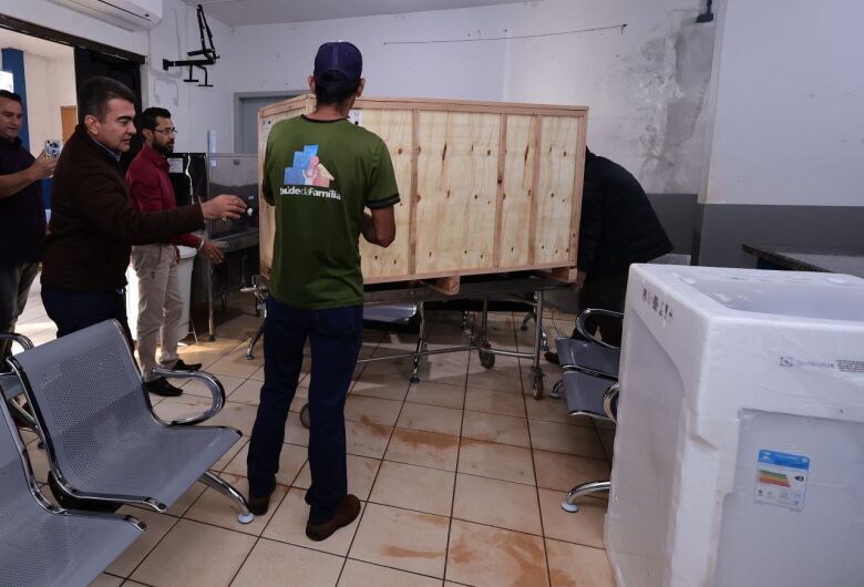 Entrega de equipamentos no Posto de Saúde do Distrito de Formosa foi realizada na tarde desta sexta-feira pelo prefeito Marçal Filho e vereadores - Crédito: A. Frota/Assecom