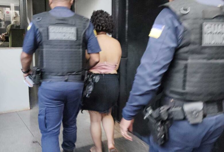 Mãe da criança foi presa junto do padrasto - Crédito: Osvaldo Duarte/Arquivo/Dourados News