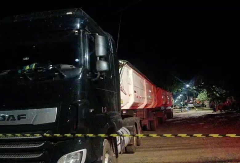 Área do acidente foi isolada - Crédito: Judson Marinho/Campo Grande News